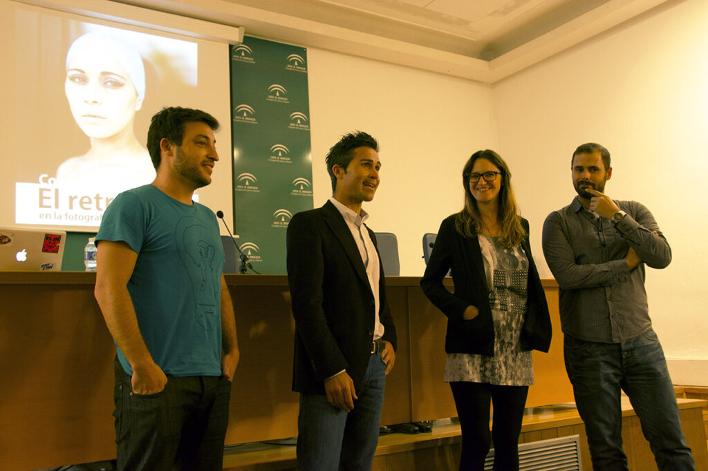 Conferenciante, Director del Museo y dos componentes de Foturistas.   Fotografía Juana Martín