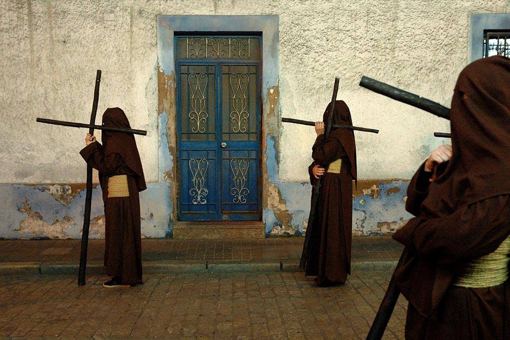 Fotografía Pilar Rodríguez Barranco. 3º Premio del  2º Certamen Fotográfico de Semana Santa COPE Huelva. Hermandad del Cristo del Calvario